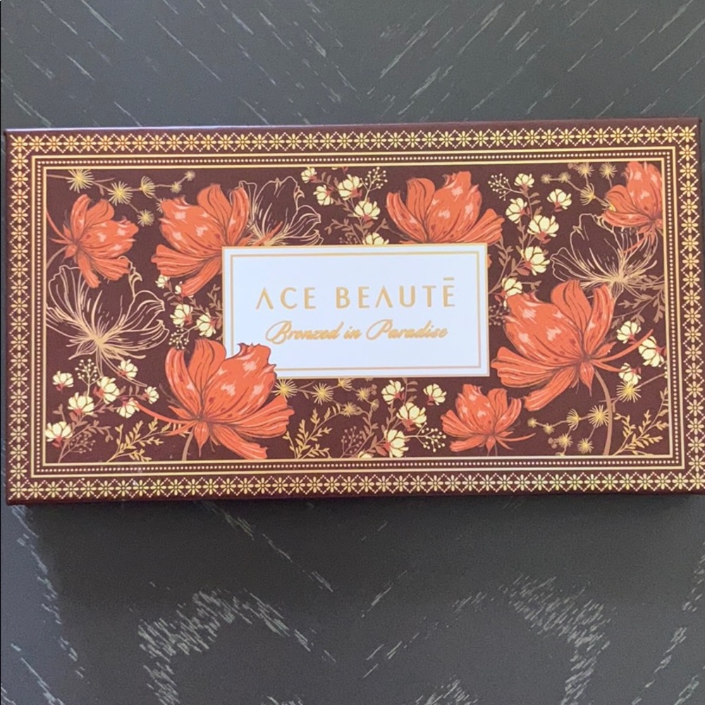 Bronzer palette from Ace Beaute